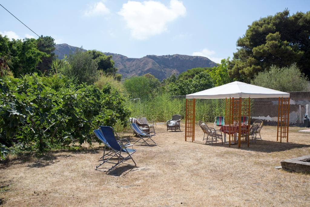 Titina Village Porto Vulcano  Eksteriør bilde